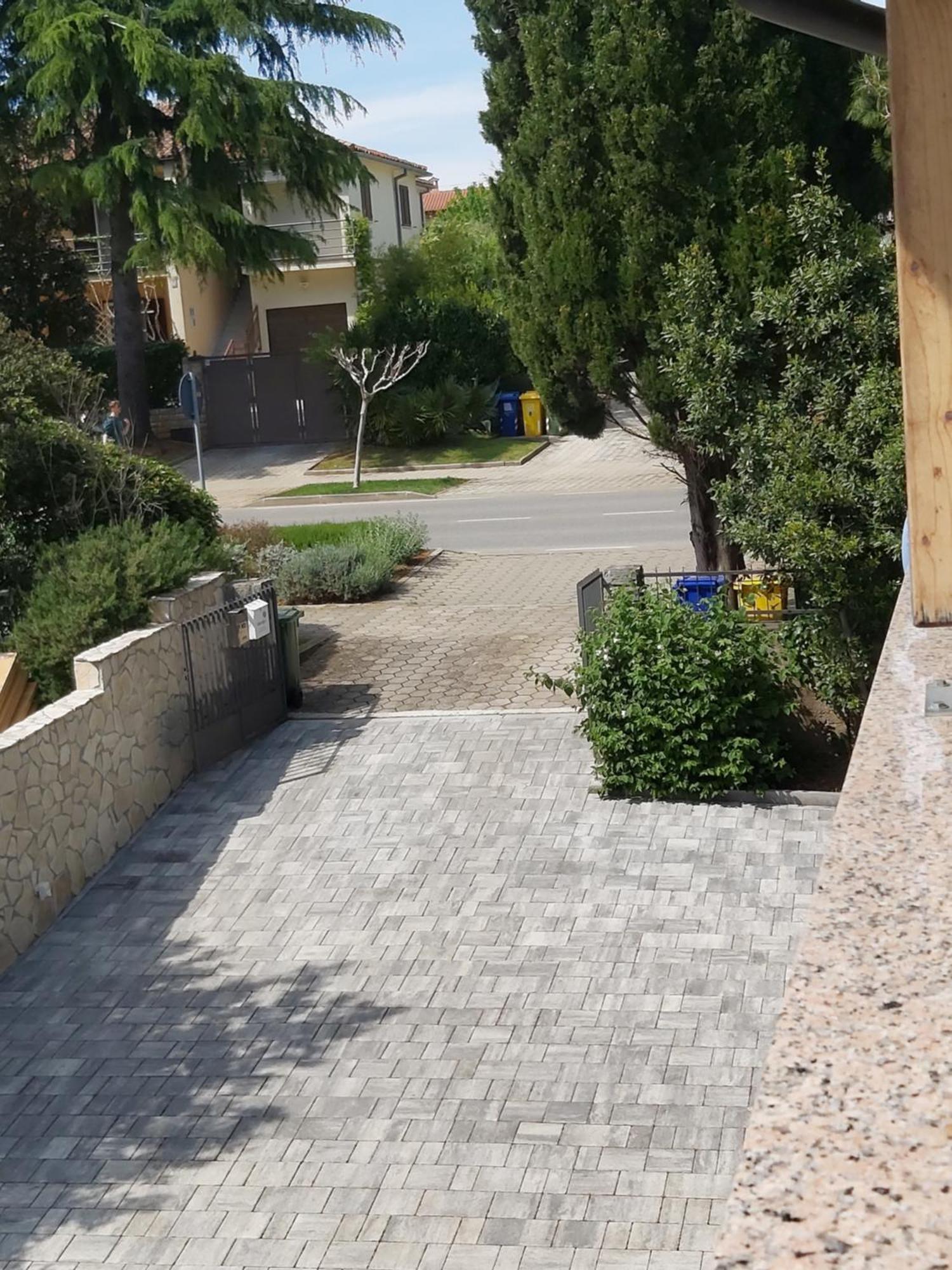 Apartments Ella Rovinj Bagian luar foto