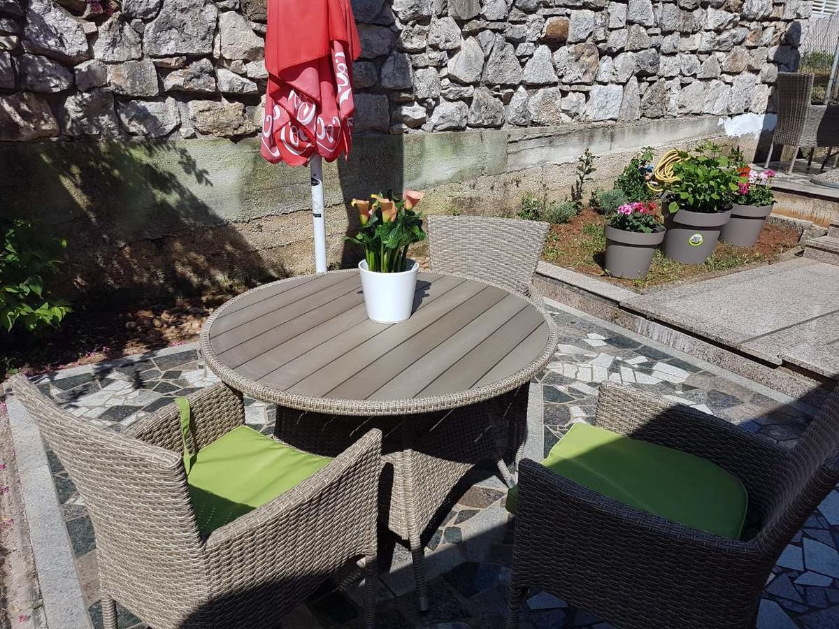 Apartments Ella Rovinj Bagian luar foto
